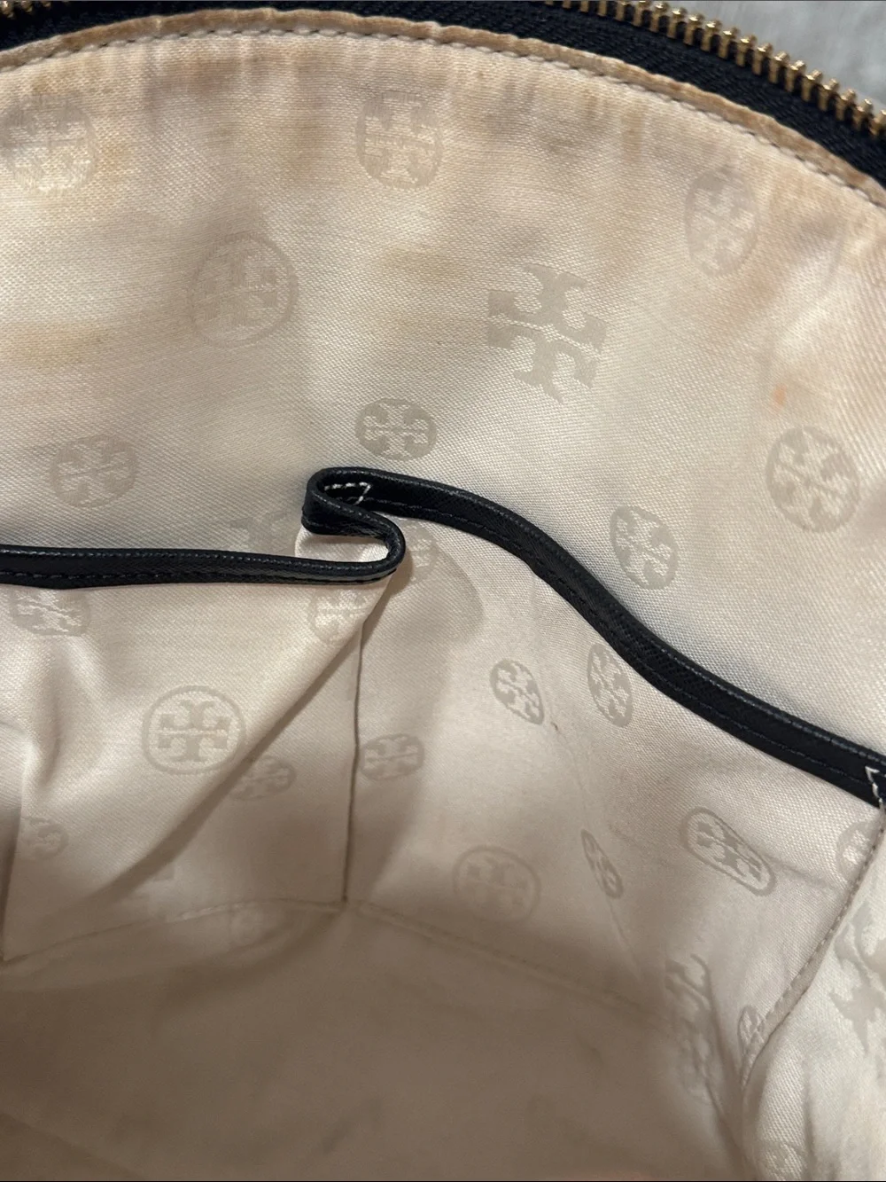 Tory Burch Bag Robinson Black Leather Perforated Dome Top Handle Bag